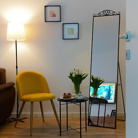 Amalia - Quiet 1Br Apartment With Parking & Wi-Fi 布加勒斯特 外观 照片