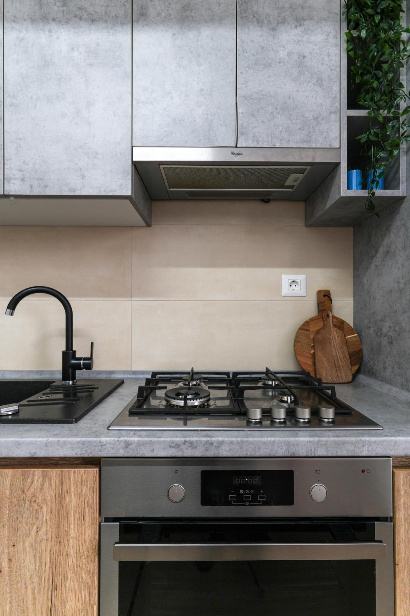 Amalia - Quiet 1Br Apartment With Parking & Wi-Fi 布加勒斯特 外观 照片